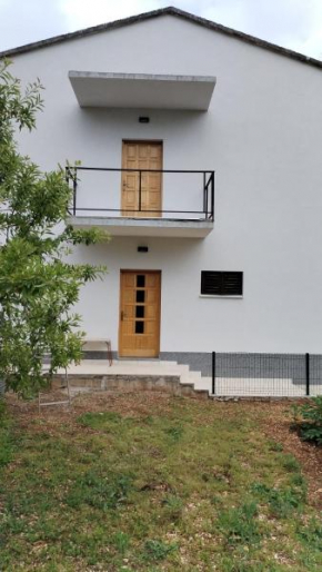 Apartments with a parking space Trogir - 23129